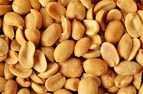 تصویر 4 از بادام زمینی زعفرانی در وزن‌ های مختلف برای فروش عمده